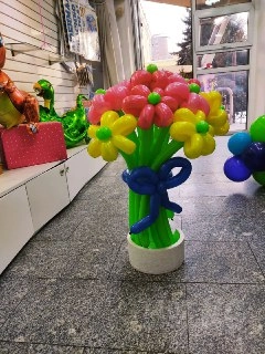 Ромашки из шариков